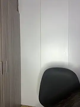 Snapshot of floriamANDjazmin chatting on 02.24.26 floriamANDjazmin online show from 02.24.26