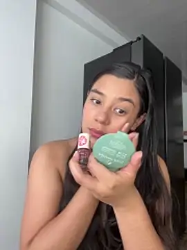 Snapshot of floriamANDjazmin chatting on 03.13.26 floriamANDjazmin online show from 03.13.26