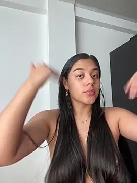 Snapshot of floriamANDjazmin chatting on 03.14.26 floriamANDjazmin online show from 03.14.26