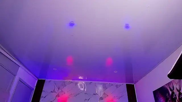 AuroraDiaz online show from 11.29.25