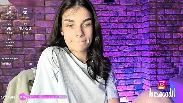 Snapshot of adriana_allien chatting on 02.22.25 adriana allien online show from 02.22.25