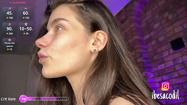 Snapshot of adriana_allien chatting on 03.01.25 adriana allien online show from 03.01.25