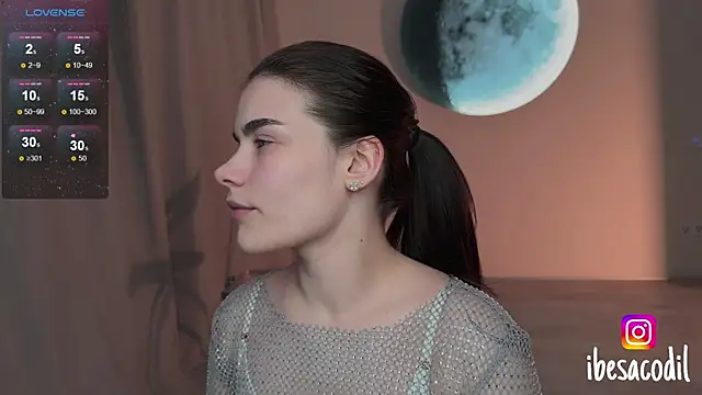adriana allien online show from 05.04.26