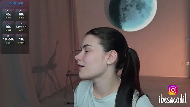 adriana allien online show from 05.08.26