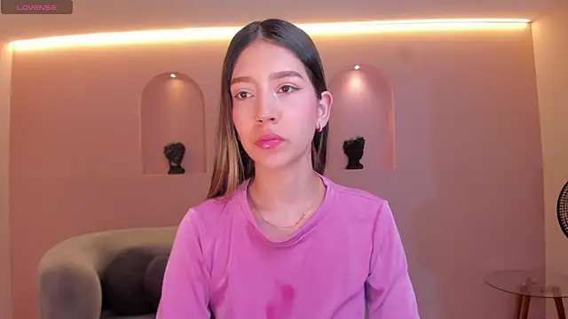 TaraLawrence online show from 12.20.25