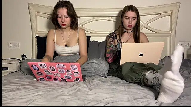 misswishh  online show from 02.14.25