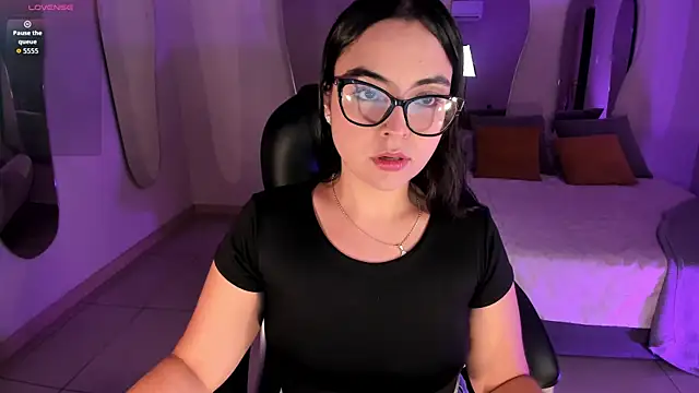 AllisonRogersX online show from 10.04.25