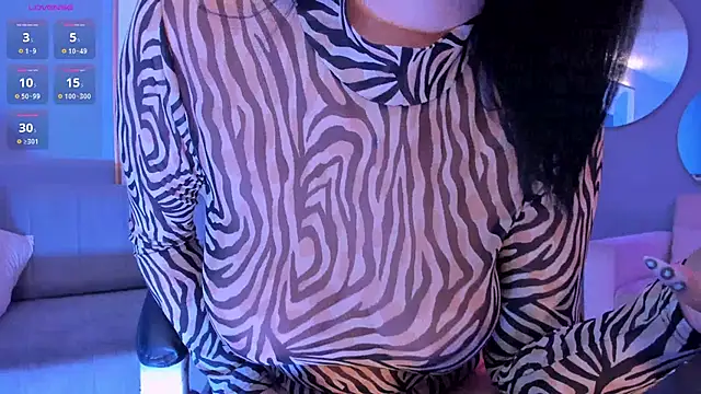 MaddisonLowe online show from 02.08.25