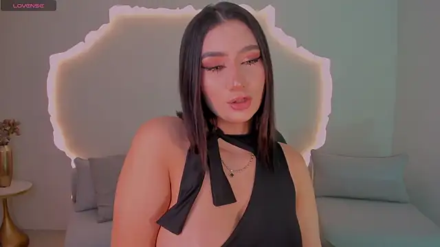 MaddisonLowe online show from 07.12.26