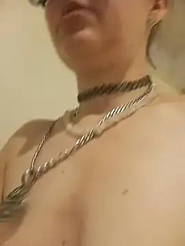 Snapshot of Sexy-Milf-Big chatting on 07.29.26 Sexy-Milf-Big online show from 07.29.26