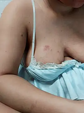 Mimi18x online show from 03.12.25