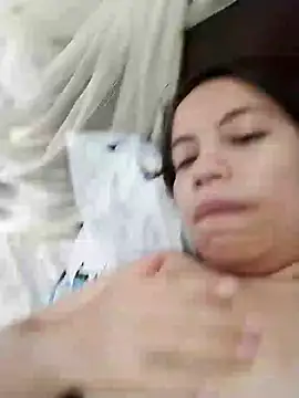 Snapshot of lisseth chatting on 12.10.24 lisseth online show from 12.10.24