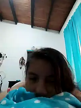 Snapshot of lisseth chatting on 12.14.24 lisseth online show from 12.14.24