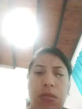 Snapshot of lisseth chatting on 12.27.24 lisseth online show from 12.27.24