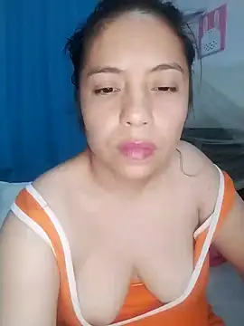 Snapshot of lisseth chatting on 01.10.25 lisseth online show from 01.10.25