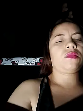 Snapshot of lisseth chatting on 02.05.25 lisseth online show from 02.05.25