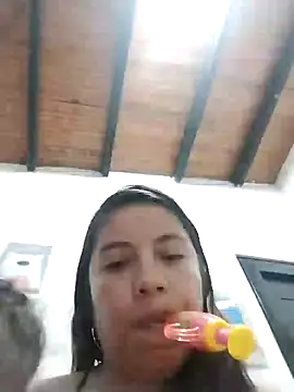 Snapshot of lisseth chatting on 02.09.25 lisseth online show from 02.09.25