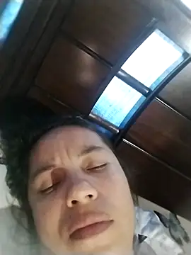 Snapshot of lisseth chatting on 03.22.25 lisseth online show from 03.22.25