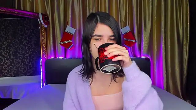  Polly Love  online show from 01.07.26