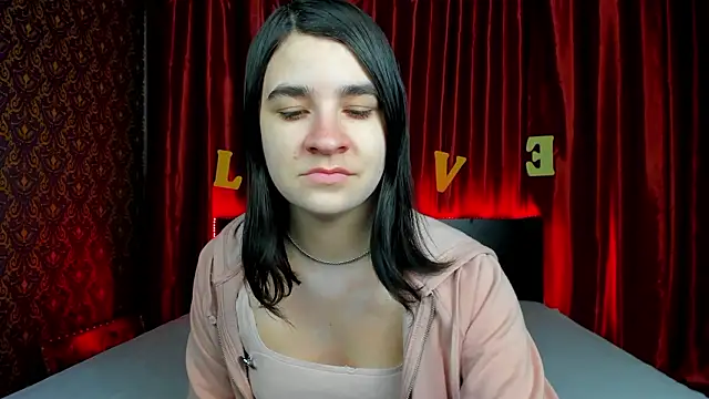  Polly Love  online show from 02.21.26