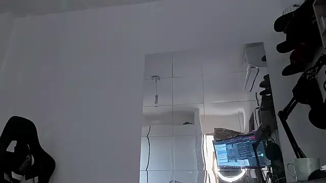 Moon Sammy online show from 04.28.26