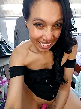 KimPielCanela online show from 09.20.25