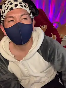 Snapshot of KEI_96 chatting on 12.08.24 KEI 96 online show from 12.08.24