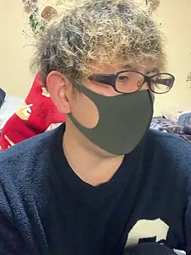 Snapshot of KEI_96 chatting on 03.11.26 KEI 96 online show from 03.11.26