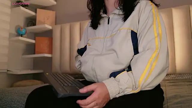 Megan mooree  online show from 04.28.26