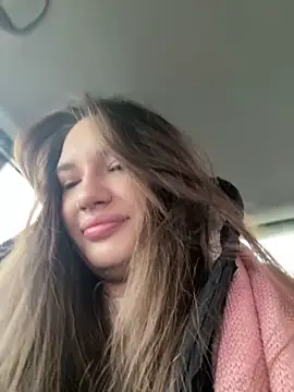 Holly Molii online show from 12.13.24