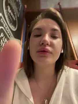 Holly Molii online show from 12.14.24