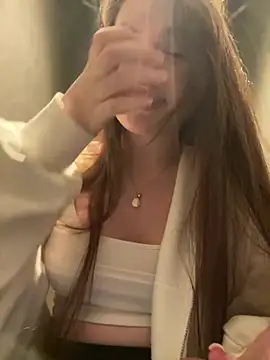 Holly Molii online show from 01.10.25