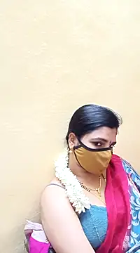 Snapshot of yourtamilcouple chatting on 03.07.25 yourtamilcouple online show from 03.07.25