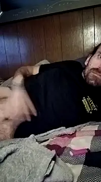 Snapshot of RobStrokes215 chatting on 12.07.24 RobStrokes215 online show from 12.07.24