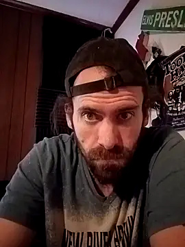 Snapshot of RobStrokes215 chatting on 12.23.24 RobStrokes215 online show from 12.23.24