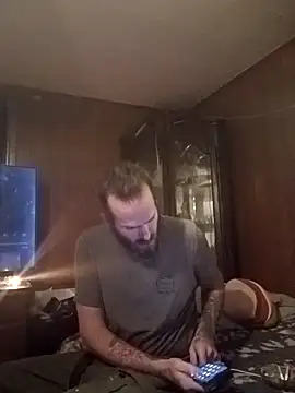 Snapshot of RobStrokes215 chatting on 02.05.25 RobStrokes215 online show from 02.05.25