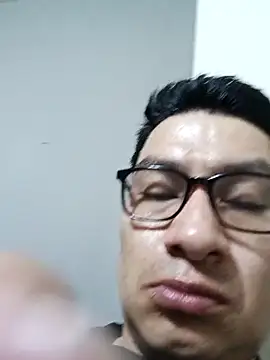 Snapshot of gioarcangel chatting on 04.01.26 gioarcangel online show from 04.01.26
