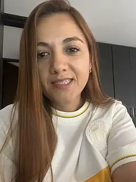 Snapshot of Shianrose chatting on 03.20.25 Shianrose online show from 03.20.25