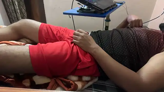 sexyboy09 online show from 10.22.25