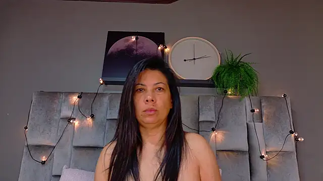 JaylaScott   online show from 04.21.26
