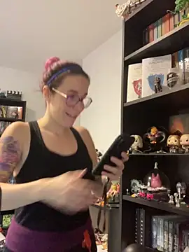 Snapshot of MagdalenaMedusa chatting on 11.06.25 MagdalenaMedusa online show from 11.06.25