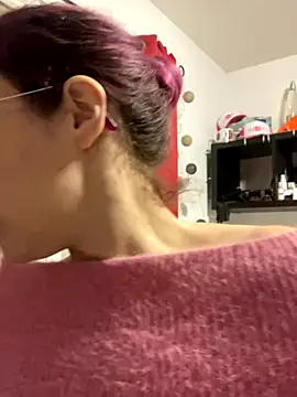 Snapshot of MagdalenaMedusa chatting on 11.18.25 MagdalenaMedusa online show from 11.18.25