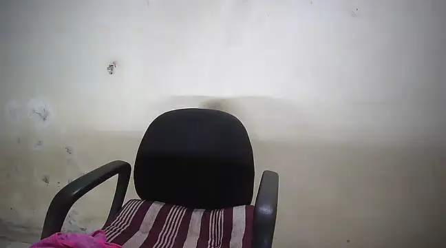 Snapshot of Kinjal_patel01 chatting on 01.19.25 Kinjal patel01 online show from 01.19.25