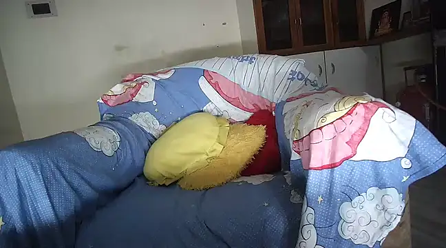 Snapshot of Kinjal_patel01 chatting on 02.22.25 Kinjal patel01 online show from 02.22.25