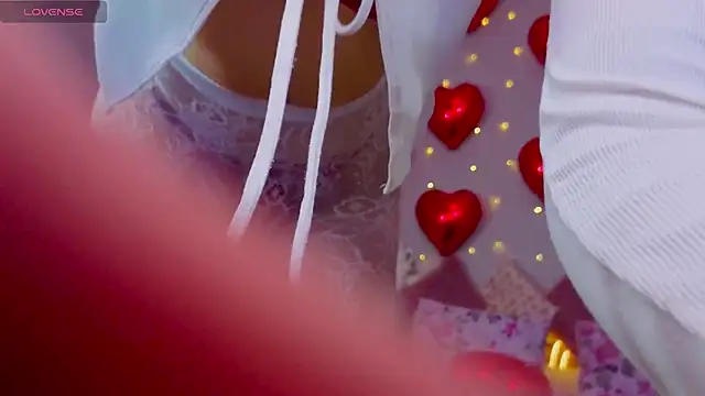 Snapshot of Red__Candy chatting on 02.14.26 Red Candy online show from 02.14.26