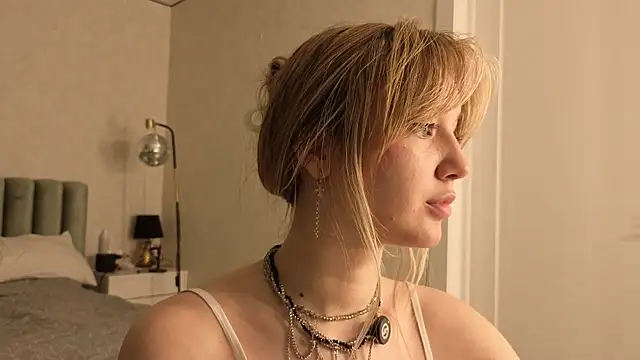 bonnyfloweer online show from 05.17.26