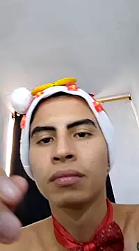 Snapshot of Velk_hot chatting on 12.10.24 Velk hot online show from 12.10.24