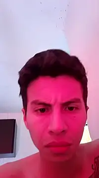 Snapshot of Velk_hot chatting on 12.15.24 Velk hot online show from 12.15.24