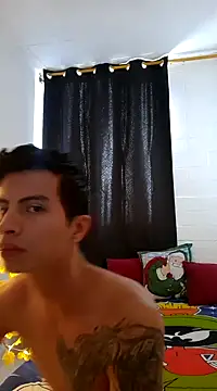 Snapshot of Velk_hot chatting on 12.20.24 Velk hot online show from 12.20.24