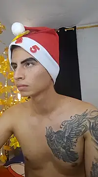 Snapshot of Velk_hot chatting on 12.20.24 Velk hot online show from 12.20.24